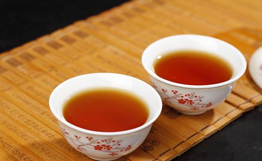 喝红茶的好处：红茶能助消化