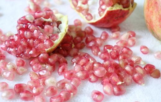 水果中的红宝石红石榴的功效 红石榴食用小妙招推荐