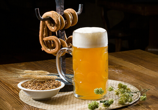 大剂量啤酒可增强大脑功能-啤酒的功效