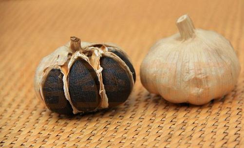 吃黑色的大蒜具有防癌效果吗？