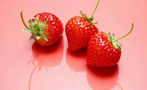 吃草莓要遵循这些原则 教你如何挑草莓