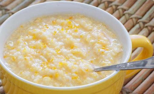 玉米面易于消化补脾健胃 创新家常玉米粥的做法教程