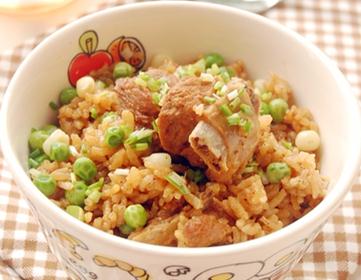 排骨米饭怎么做好吃？喷香美味排骨米饭的做法