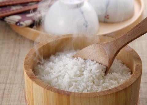 蒸米饭用开水煮还是冷水煮更有营养
