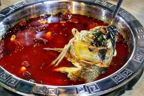 鱼头火锅的做法  鱼头怎么做好吃剁椒鱼头