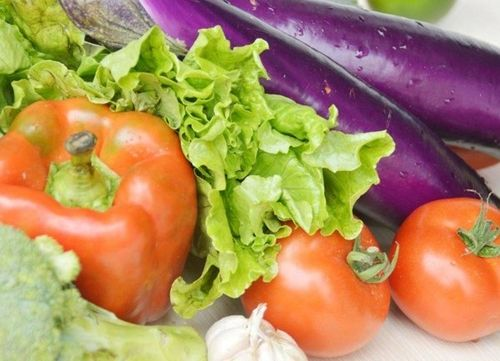 吃这四种蔬菜让你年轻十岁  苦瓜番茄