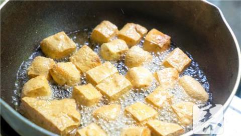 麻婆豆腐的家常做法步骤详细介绍 麻婆豆腐家常做法视频