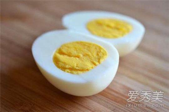 吃鸡蛋黄的好处有哪些