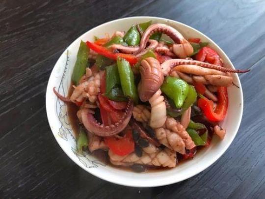 鱿鱼炒辣椒的烹饪方法以及营养价值