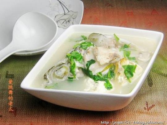 鲈鱼豆腐汤的做法和功效