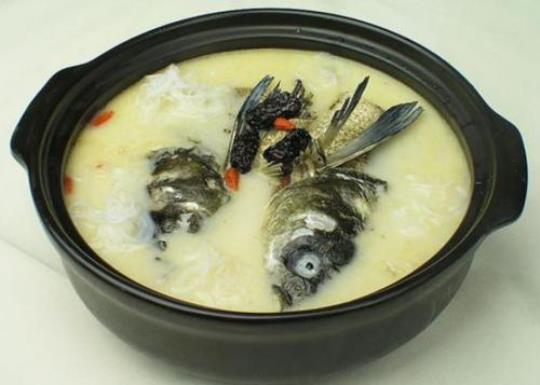 鲤鱼红豆汤的做法及功效