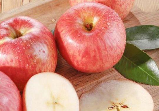 怀孕每天吃一个苹果有好处吗？