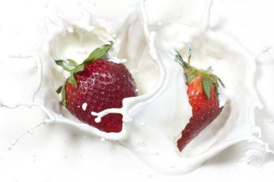 牛奶草莓的营养有哪些？