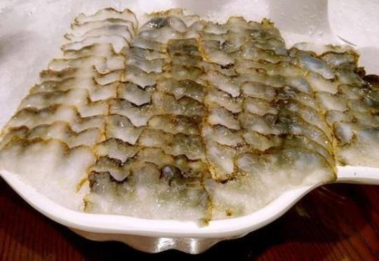 海参生吃好吗有哪些功效？