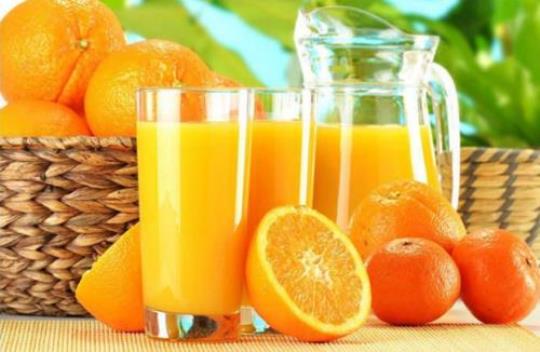 鲜榨橙汁的功效有哪些