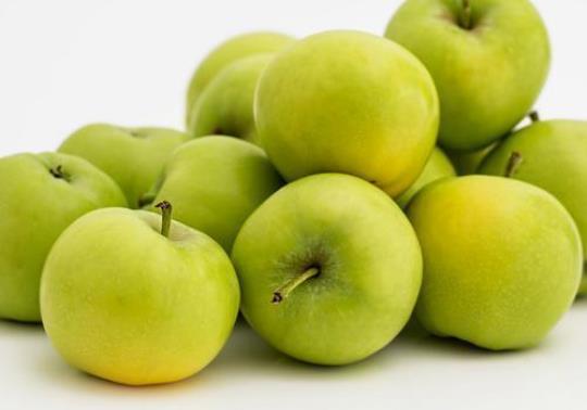 青苹果的营养价值及功效有哪些