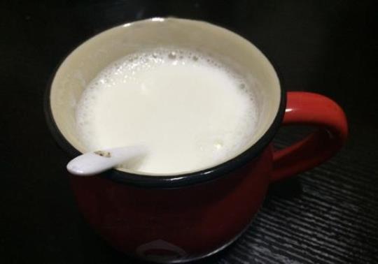 纯牛奶可以加热吗