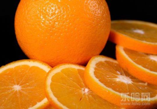 橙子泡水喝的功效有哪些
