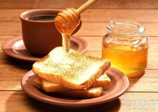 早晨空腹喝蜂蜜会不会胃疼？