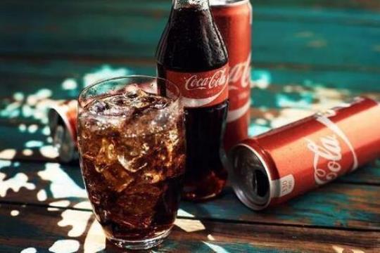 可乐对人体有什么危害呢？