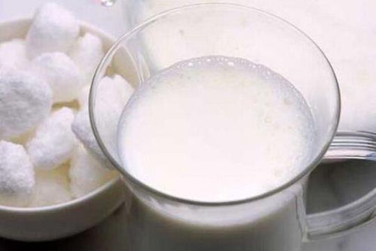 过期牛奶用途是什么？