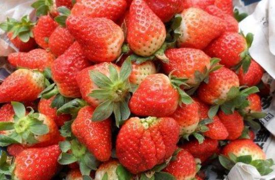 吃草莓有什么好处和坏处