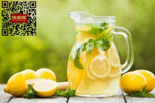经常喝柠檬蜂蜜水的好处是什么