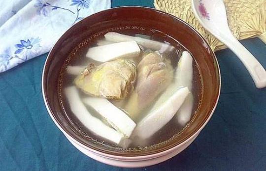 椰子肉煲汤的做法