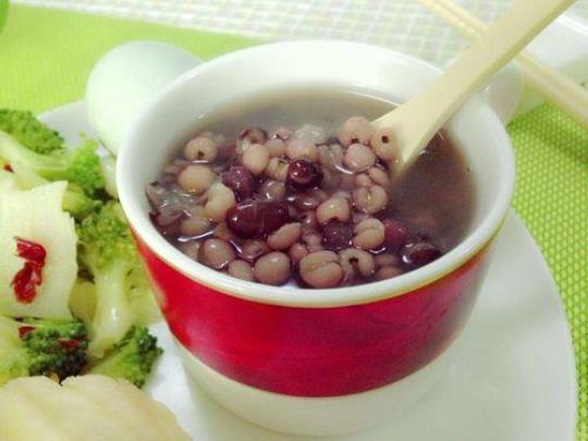 红豆薏米粥怎么做减肥呢？