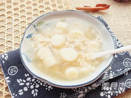 银耳百合薏米粥怎么制作？