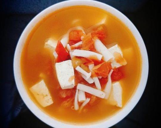 番茄豆腐汤简易制作方法
