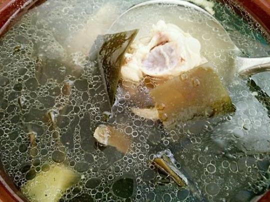 筒子骨海带汤的做法是什么