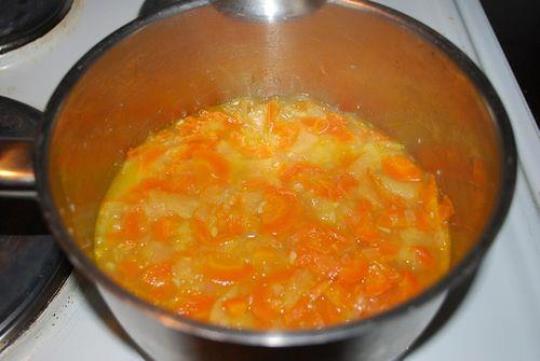 大家知道怎么做胡萝卜汤吗