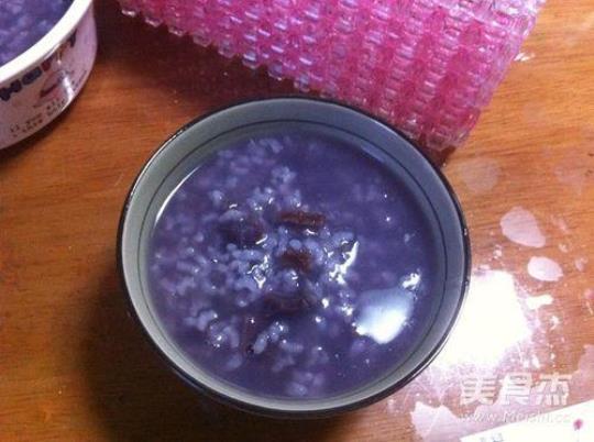 紫薯粥为什么是蓝色的？