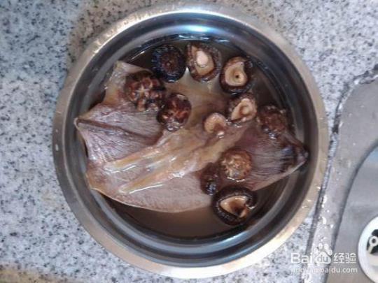 香菇鱿鱼汤做法