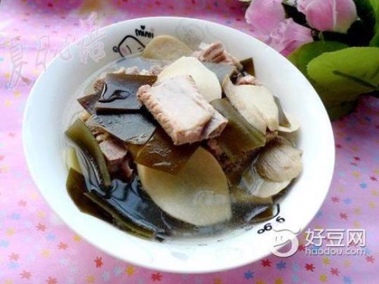海带香菇排骨汤的做法