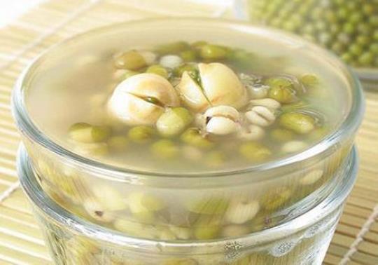 荷叶绿豆汤的功效有什么？