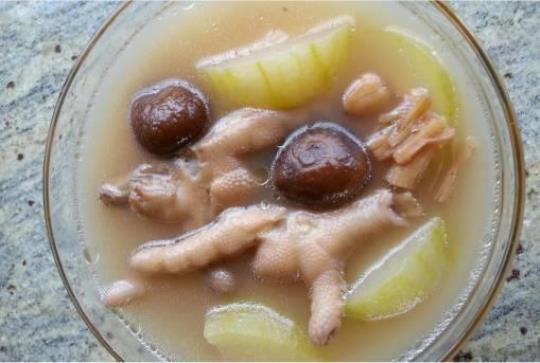 泰式传统冬瓜鸡爪汤的正确做法是什么？