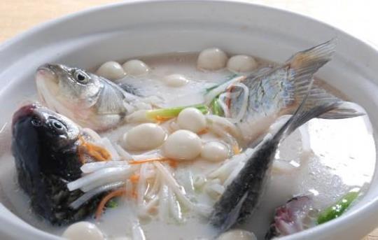 鲫鱼蛤蜊汤的做法推荐