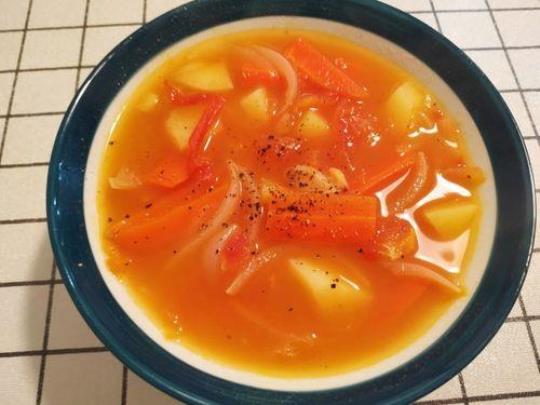 胡萝卜番茄汤的做法