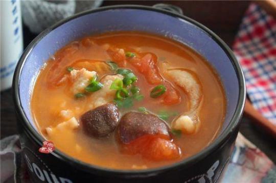 冬菇番茄汤的做法