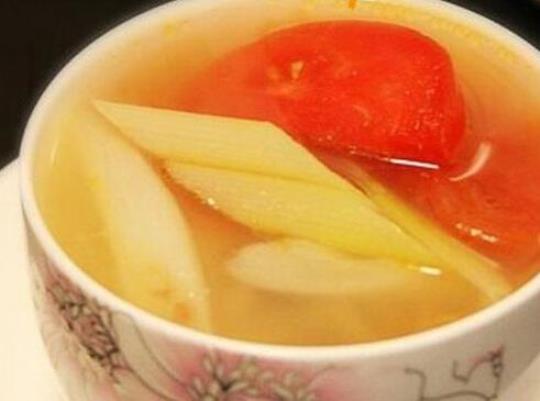 葱白番茄洋葱汤的做法