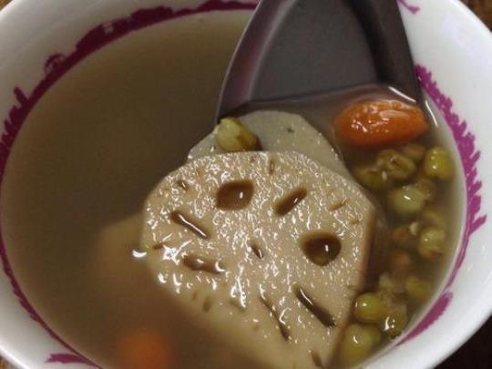莲藕绿豆汤的作用是什么
