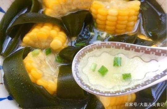 玉米海带汤的做法