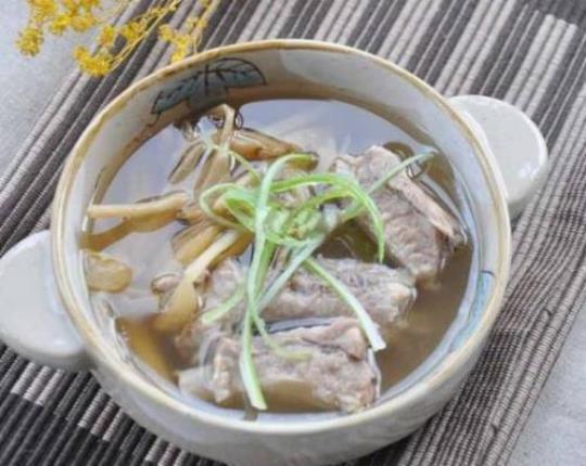 黄花菜丝瓜瘦肉汤怎么做好吃