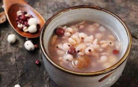 红豆薏米汤在冬天能喝吗？