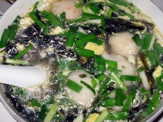 紫菜鱼头汤怎么做？
