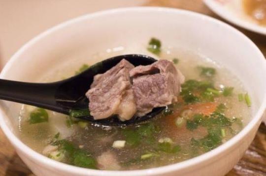 喝牛肉汤是否会发胖呢？