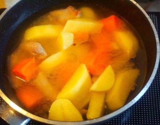 土豆煲汤的做法具体有些什么