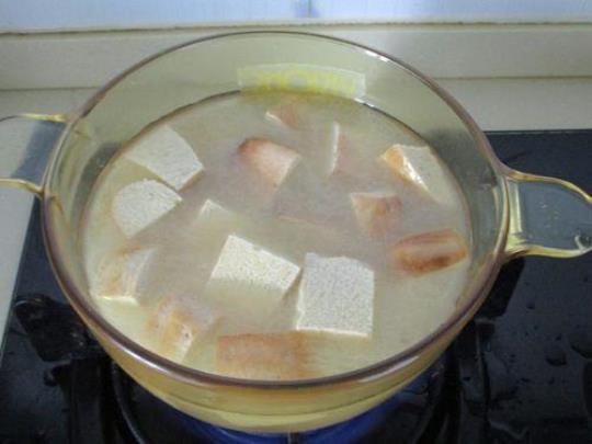 冻豆腐木耳汤怎么做？